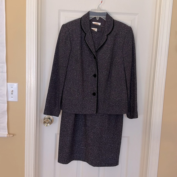 Vintage Talbots Dress Suit Size 4P Two Piece Set Purple Tweed Wool Blend - Picture 1 of 13